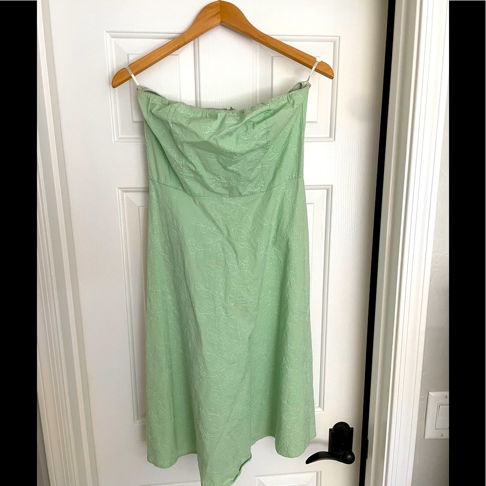 Strapless dress